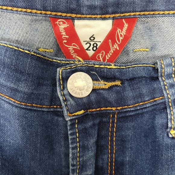 Lucky Brand Boot Cut Mid Rise Jean  Size 6 / 28 - Picture 8 of 10